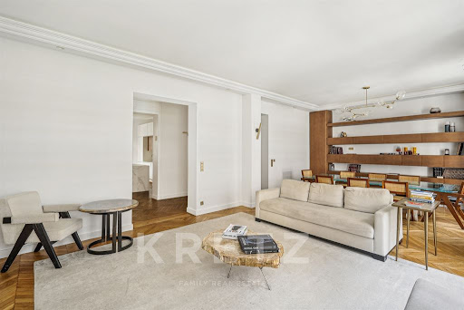 d&eacute;couvrez cet appartement moderne situ&eacute; dans le 17&egrave;me arrondissement de paris : design contemporain, espaces lumineux et emplacement id&eacute;al proche des commerces et transports. parfait pour un mode de vie urbain et confortable.