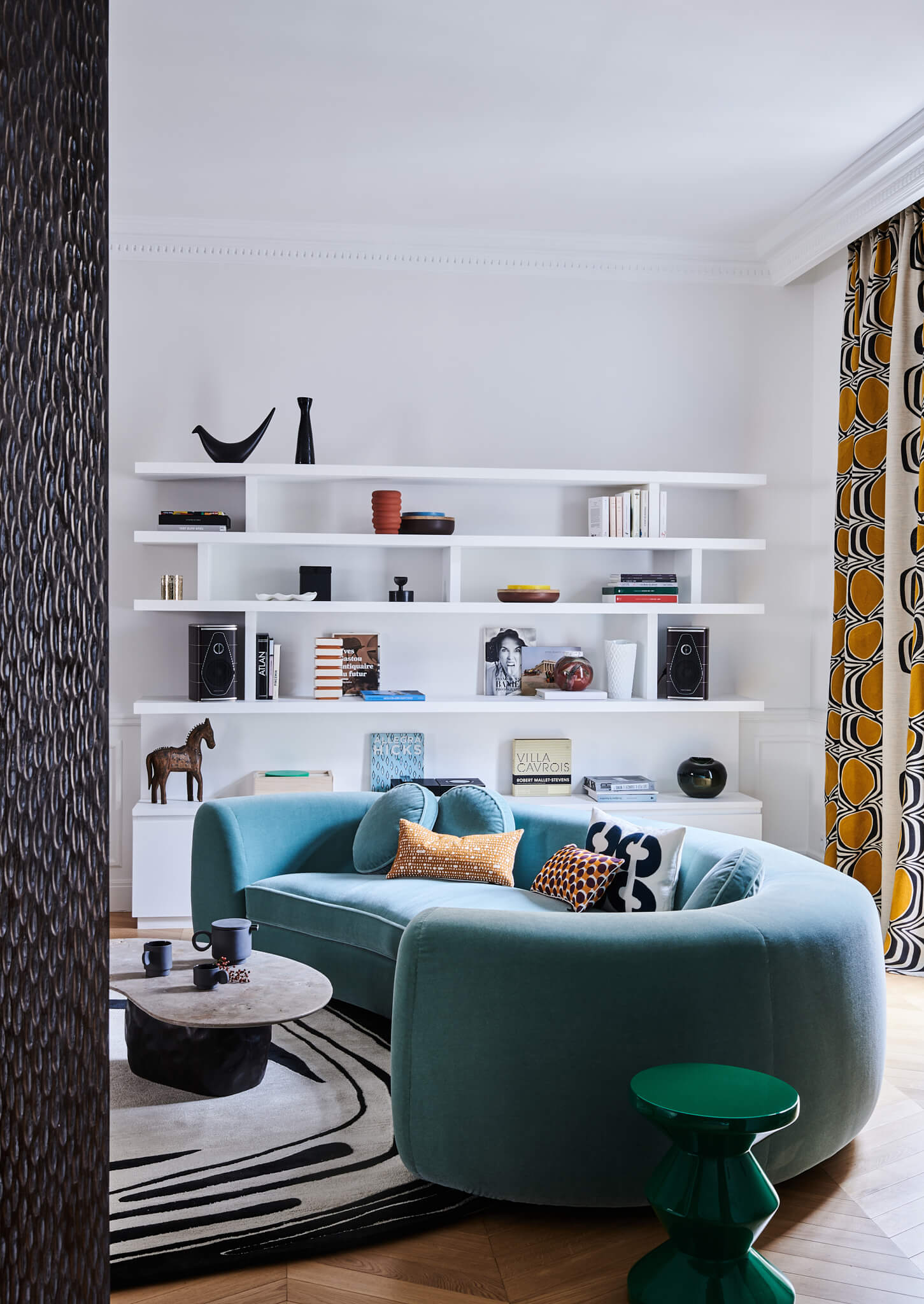 trouvez le meilleur architecte d'intérieur à paris 17 pour sublimer votre espace. conseils, critères de sélection et accompagnement sur mesure pour votre projet de décoration ou de rénovation.