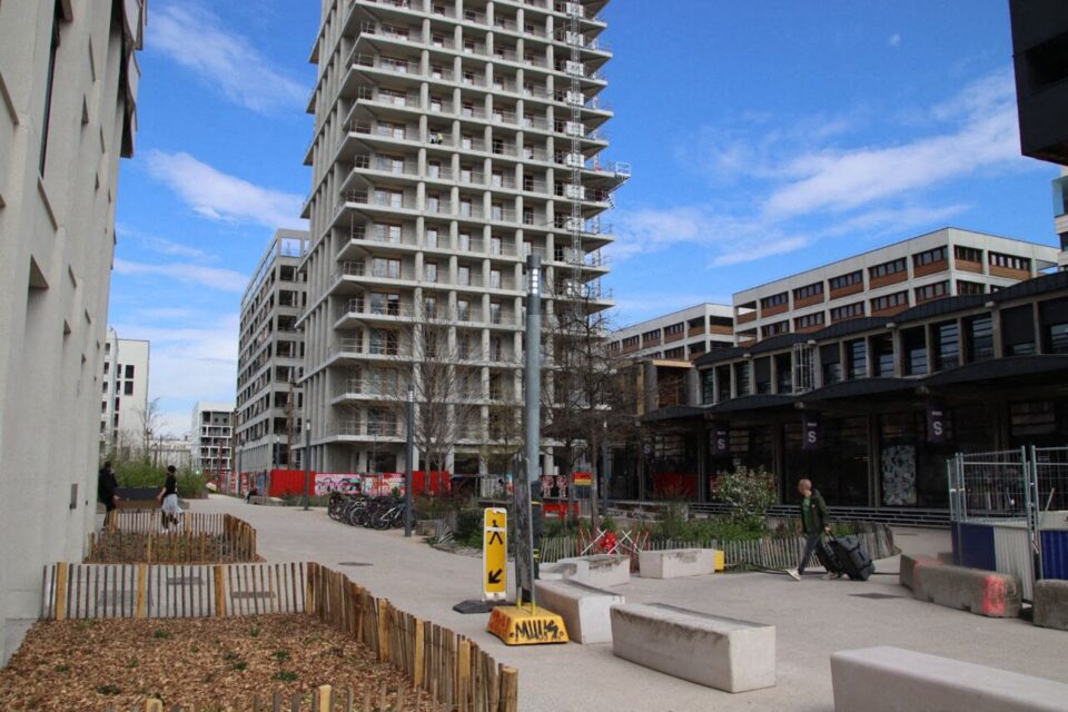 découvrez nos conseils pour choisir la meilleure entreprise de travaux à lyon en 2025 : critères de sélection, services proposés et astuces pour réussir votre projet en toute sérénité.