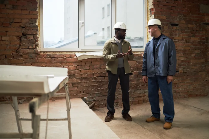 d&eacute;couvrez nos conseils pour bien choisir un professionnel de la r&eacute;novation en 2025 : crit&egrave;res essentiels, garanties et astuces pour r&eacute;ussir vos travaux en toute s&eacute;r&eacute;nit&eacute;.