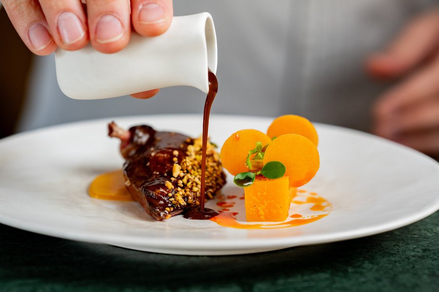 d&eacute;couvrez une cuisine spacieuse &agrave; paris 17, id&eacute;ale pour pr&eacute;parer vos repas en toute convivialit&eacute;. am&eacute;nagement moderne, &eacute;quipements de qualit&eacute; et espace optimis&eacute; pour un confort maximal au c&oelig;ur du 17&egrave;me arrondissement.