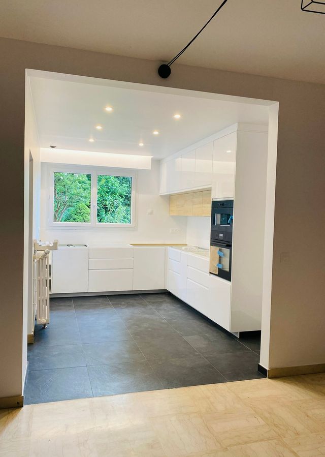 d&eacute;couvrez votre cuisine sur mesure &agrave; paris 75017 : conception personnalis&eacute;e, mat&eacute;riaux de qualit&eacute;, conseils experts et installation professionnelle pour un espace unique adapt&eacute; &agrave; vos besoins.