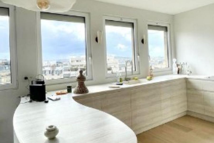 d&eacute;couvrez notre service de cuisine sur mesure &agrave; paris 75017 : conception, fabrication et installation personnalis&eacute;es pour un espace unique, alliant design et fonctionnalit&eacute;. demandez votre devis gratuit !