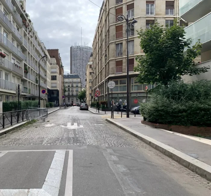 obtenez rapidement votre devis de r&eacute;novation dans le 17e arrondissement de paris. estimez le co&ucirc;t de vos travaux avec des professionnels qualifi&eacute;s pour transformer votre int&eacute;rieur selon vos envies.