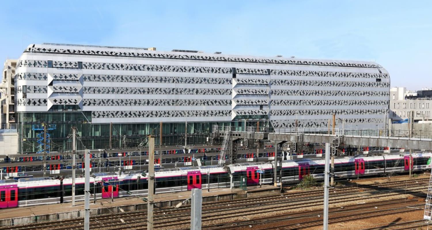 modernisez votre installation &eacute;lectrique &agrave; paris 17 avec des solutions s&ucirc;res et conformes aux normes actuelles. faites appel &agrave; des &eacute;lectriciens qualifi&eacute;s pour optimiser votre confort et votre s&eacute;curit&eacute;.