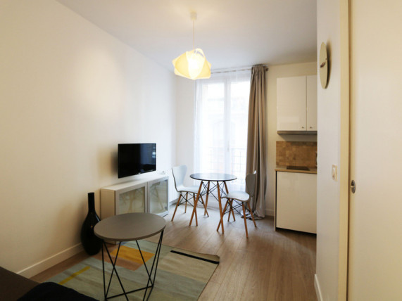 découvrez nos astuces pour optimiser l'espace d'un 2 pièces à paris 17 : aménagement malin, mobilier multifonction et conseils déco pour un intérieur pratique et élégant.