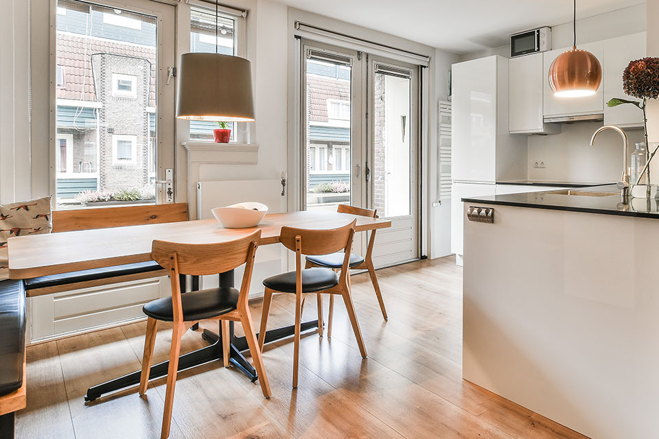 découvrez nos conseils pratiques pour optimiser l'espace dans un petit appartement à paris 17. gagnez en confort et fonctionnalité grâce à des astuces d'aménagement adaptées à votre intérieur.