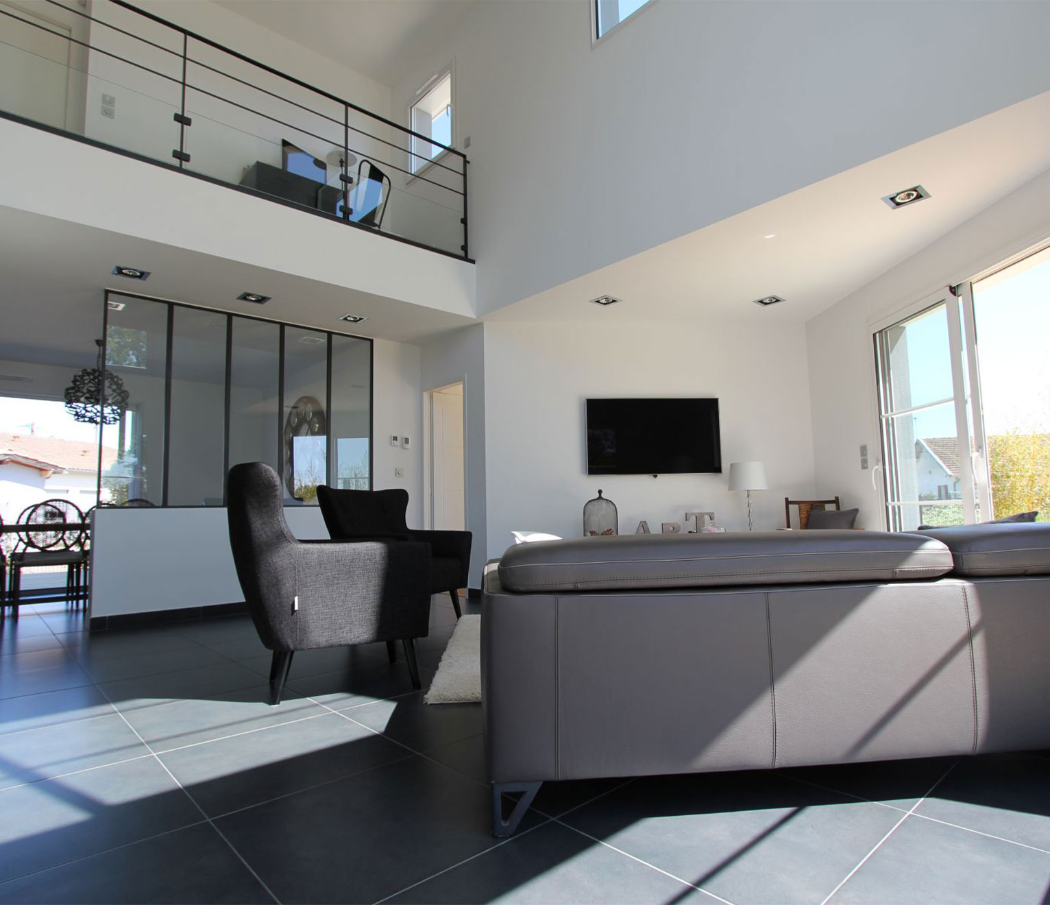 optimisez la lumi&egrave;re naturelle dans votre int&eacute;rieur &agrave; paris 17 gr&acirc;ce &agrave; nos conseils et solutions sur mesure. profitez d&rsquo;espaces lumineux, confortables et modernes adapt&eacute;s &agrave; votre mode de vie.