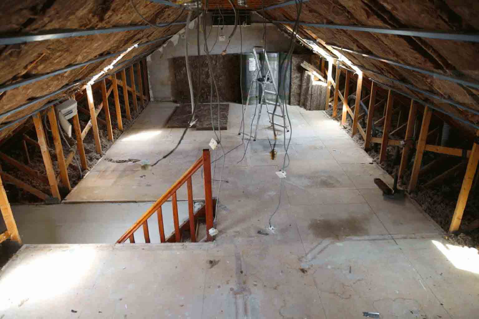 optimisez la rénovation de vos combles à paris 75017 avec nos conseils et solutions sur mesure pour gagner en confort, en espace et en efficacité énergétique dans votre maison.