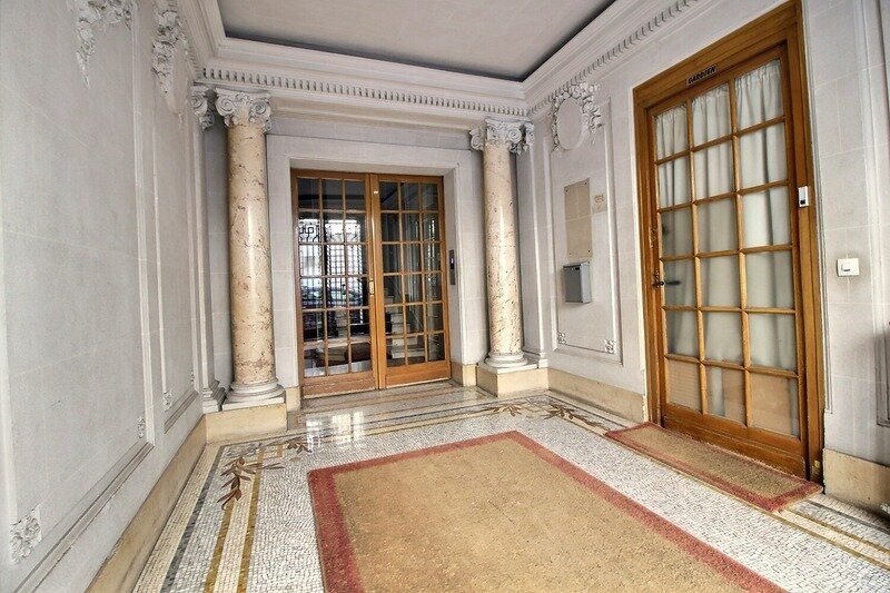 obtenez un devis rapide pour la peinture de votre appartement &agrave; paris 75017. nos artisans peintres professionnels assurent des finitions de qualit&eacute;, respect des d&eacute;lais et conseils personnalis&eacute;s.