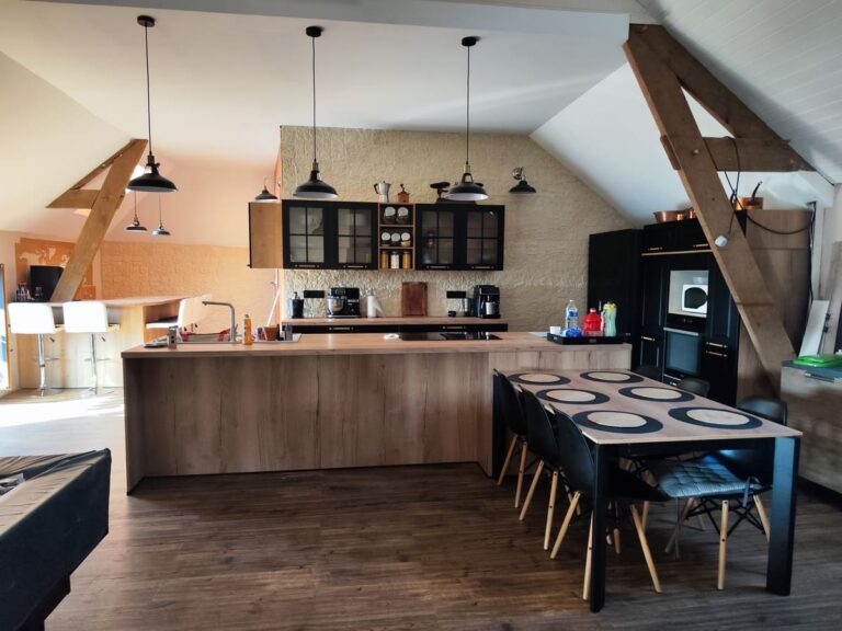 d&eacute;couvrez le prix pour la r&eacute;novation d&rsquo;une cuisine dans le 75017 &agrave; paris : conseils, fourchettes de tarifs et astuces pour optimiser votre budget et r&eacute;ussir votre projet.