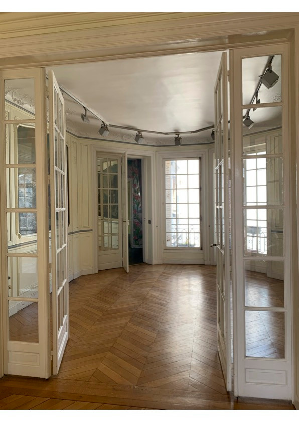 d&eacute;couvrez notre service de r&eacute;novation 3 pi&egrave;ces &agrave; paris 17 : optimisation de l&rsquo;espace, modernisation sur-mesure et finitions haut de gamme pour sublimer votre appartement.