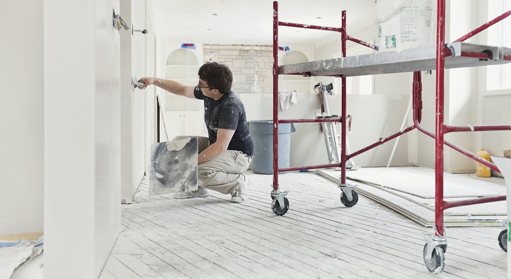 d&eacute;couvrez nos conseils et services pour r&eacute;ussir votre projet de r&eacute;novation, du gros &oelig;uvre &agrave; la finition. am&eacute;liorez votre habitat facilement et rapidement avec des experts en r&eacute;novation.