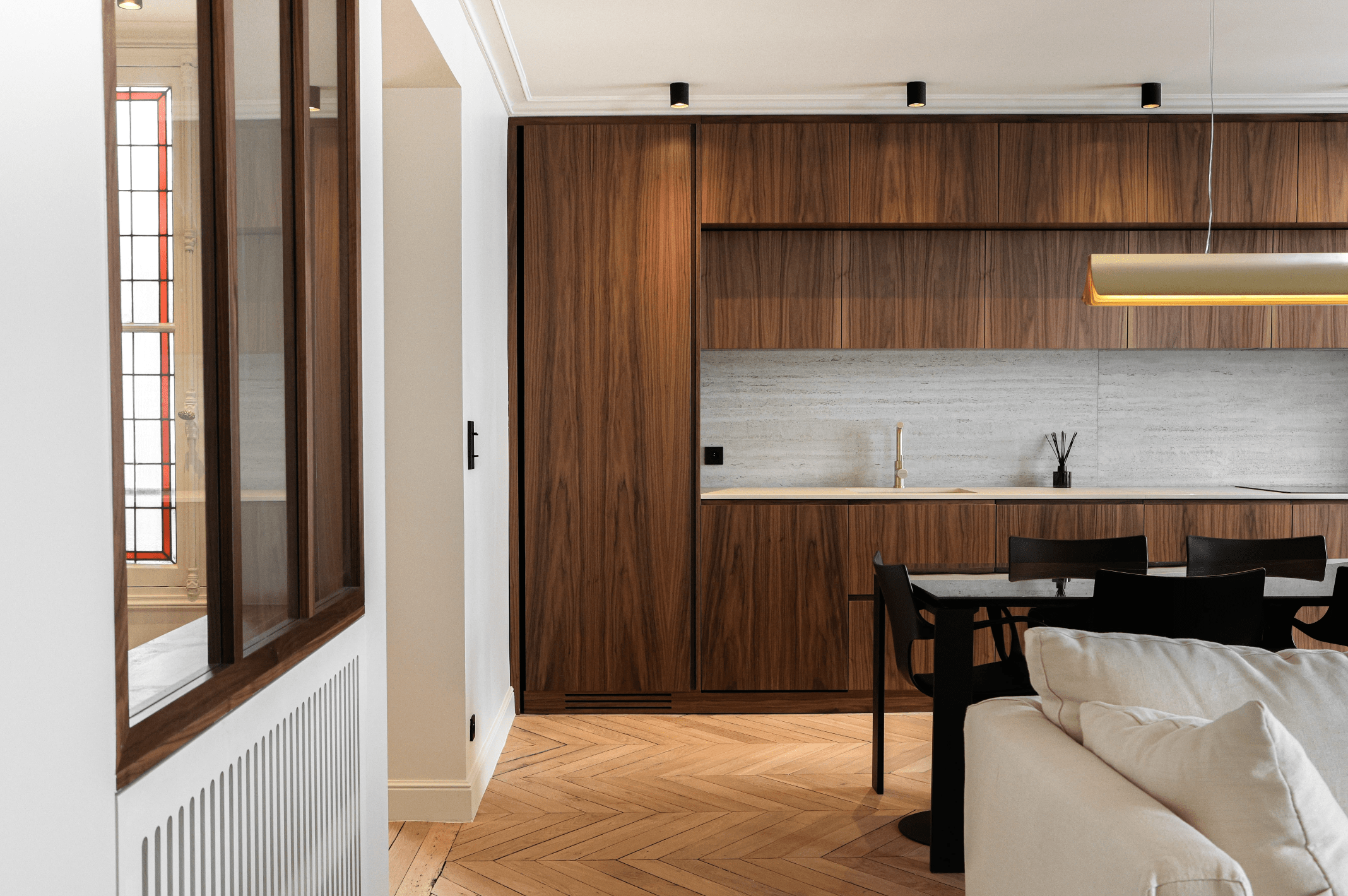 confiez la rénovation de votre appartement dans le 75017 à des experts. améliorez confort, design et valeur de votre bien grâce à des prestations sur mesure adaptées à vos besoins.