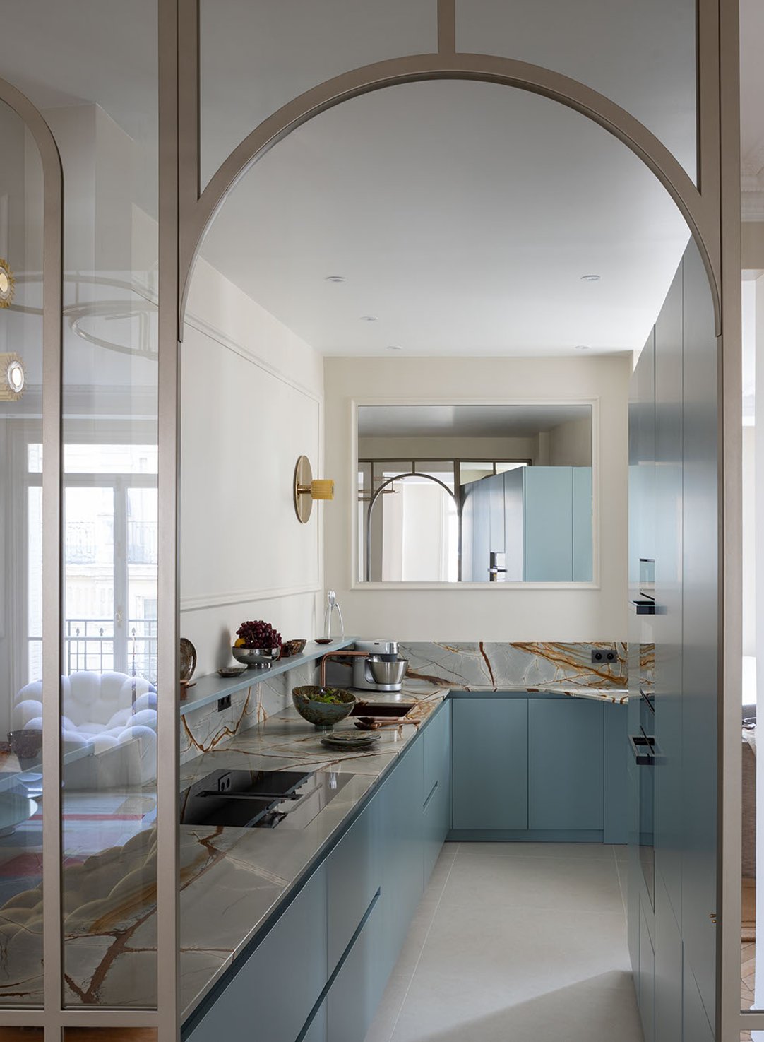 confiez la r&eacute;novation de votre appartement haussmannien dans le 16e &agrave; des experts : modernisation &eacute;l&eacute;gante, respect du cachet historique et prestations sur-mesure pour sublimer votre bien.