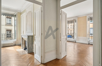 d&eacute;couvrez nos meilleurs conseils 2025 pour r&eacute;ussir la r&eacute;novation de votre appartement &agrave; lyon. astuces, &eacute;tapes cl&eacute;s et recommandations pour un projet serein et optimis&eacute;.