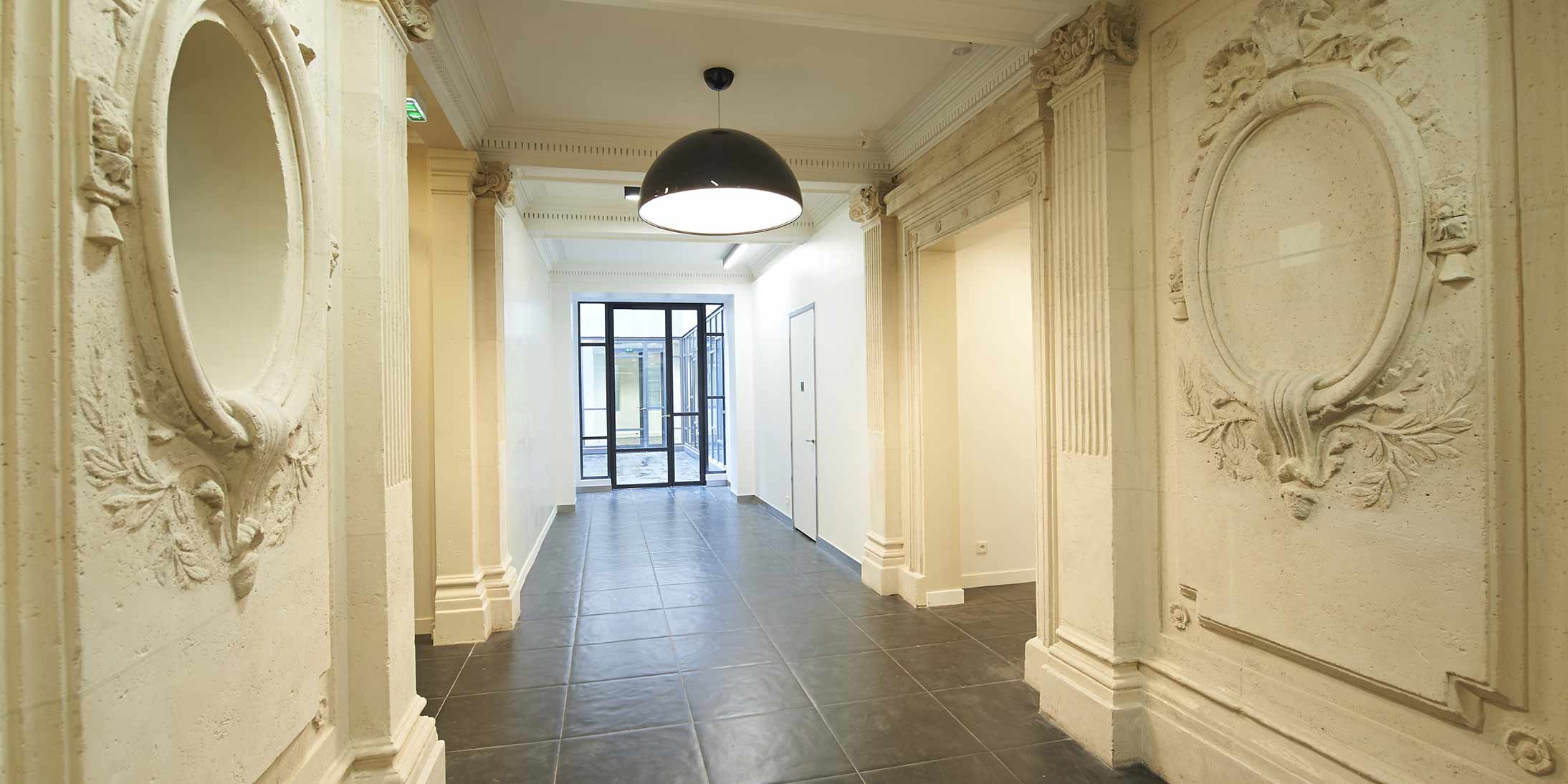 d&eacute;couvrez nos services de r&eacute;novation de b&acirc;timent pour transformer et moderniser vos espaces. conseil personnalis&eacute;, qualit&eacute; professionnelle et solutions sur-mesure pour tous vos projets de r&eacute;novation.