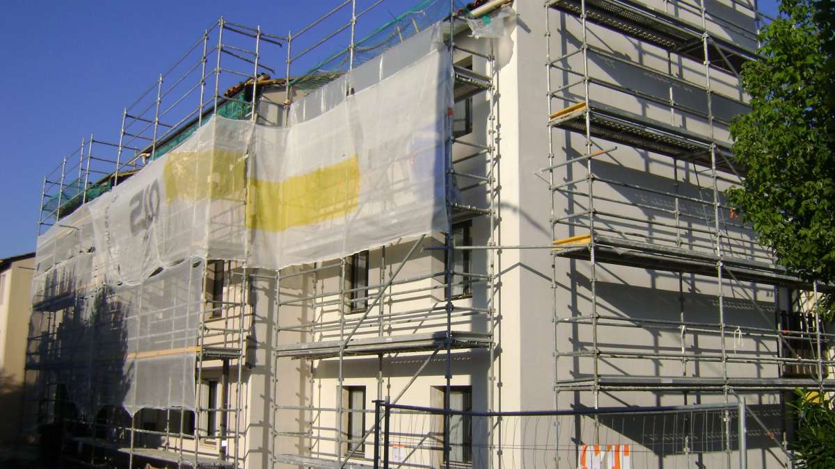 d&eacute;couvrez nos solutions professionnelles pour la r&eacute;novation de b&acirc;timents : am&eacute;lioration &eacute;nerg&eacute;tique, modernisation, et mise aux normes pour valoriser votre bien immobilier.