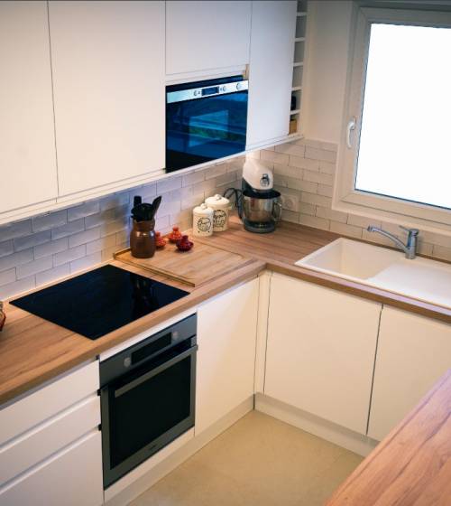 découvrez nos services de rénovation de cuisine dans le 17ème arrondissement de paris (75017). bénéficiez d'un accompagnement sur mesure pour moderniser et optimiser votre espace culinaire, avec des matériaux de qualité et des finitions soignées.