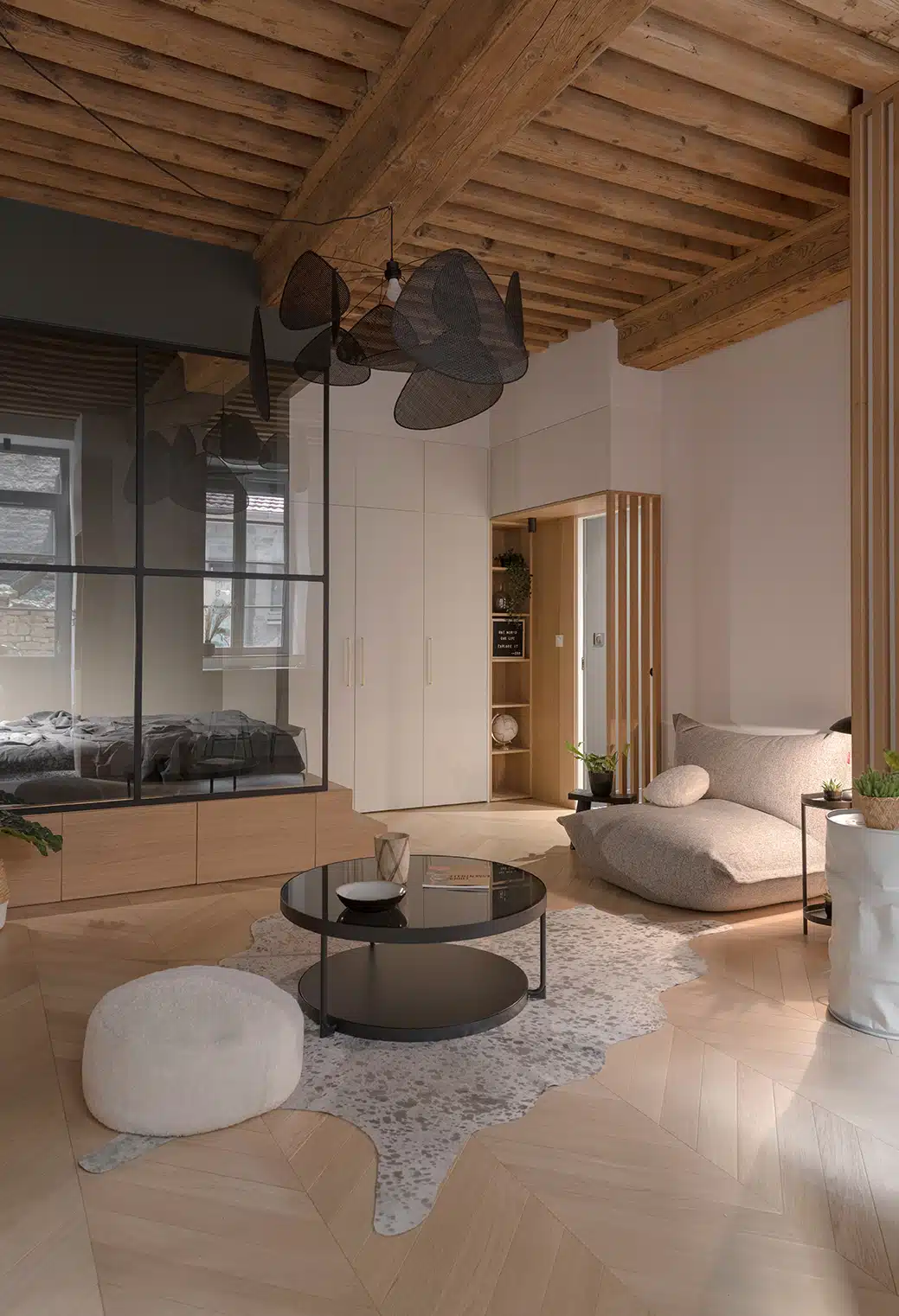 d&eacute;couvrez les tendances 2025 en r&eacute;novation et d&eacute;coration &agrave; lyon : inspirations, conseils et prestataires pour transformer votre int&eacute;rieur avec style et modernit&eacute;.