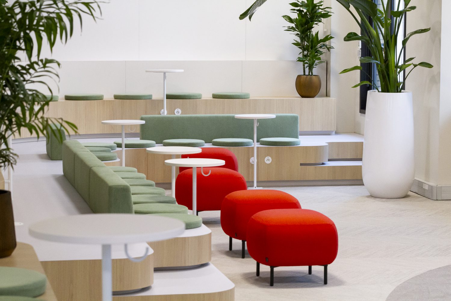 optez pour une r&eacute;novation &eacute;co-responsable &agrave; paris 17 : solutions durables, mat&eacute;riaux &eacute;cologiques et conseils d&rsquo;experts pour transformer votre int&eacute;rieur tout en respectant l&rsquo;environnement.