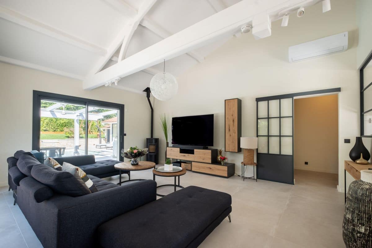 d&eacute;couvrez nos conseils et solutions pour r&eacute;ussir votre projet de r&eacute;novation int&eacute;rieure : id&eacute;es d&eacute;co, am&eacute;nagement, conseils pratiques et choix des mat&eacute;riaux pour transformer votre int&eacute;rieur selon vos envies.