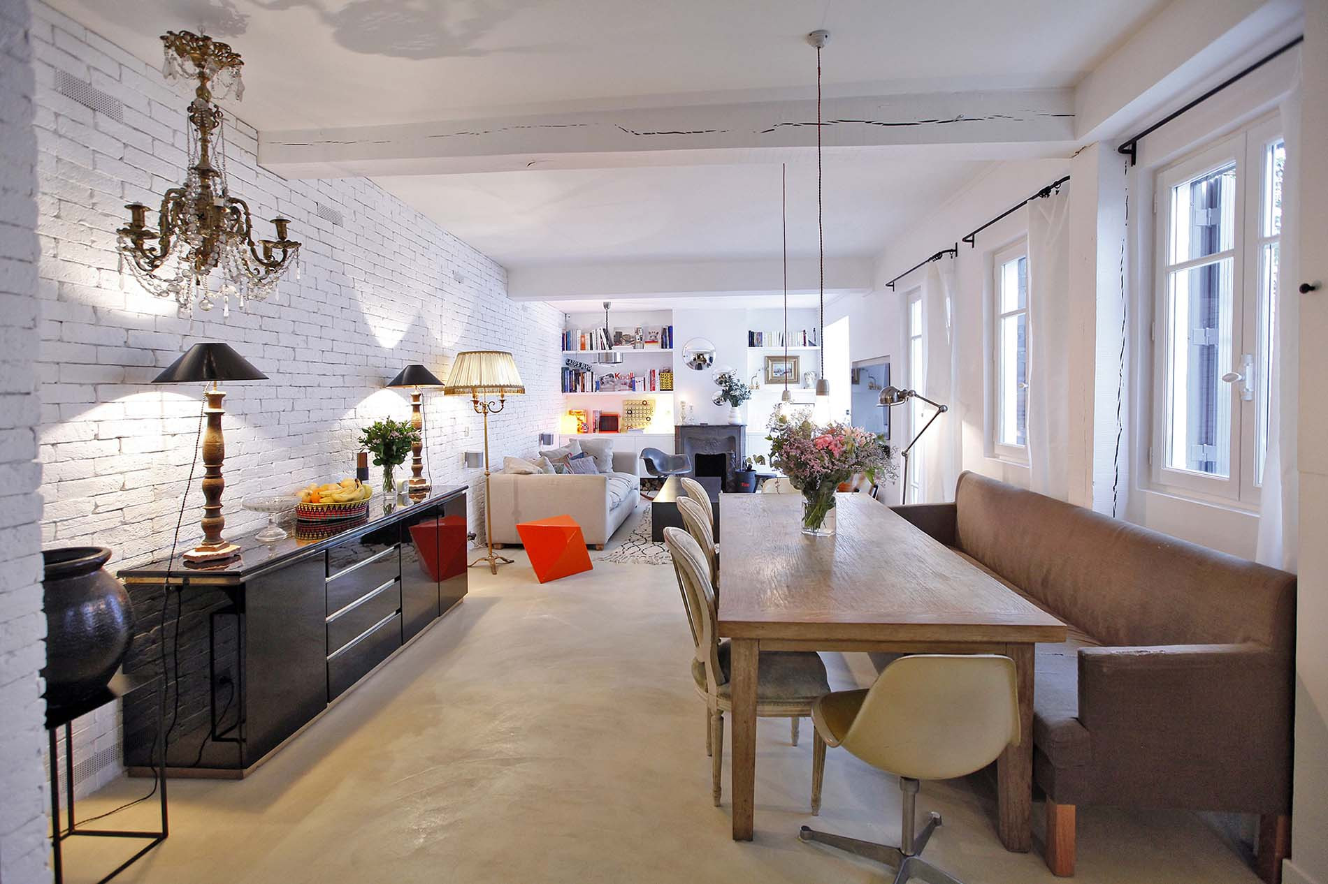 confiez votre projet de rénovation intérieure à montmartre en 2025 à des experts. conseils, design sur-mesure et travaux de qualité pour transformer votre intérieur avec style et efficacité.