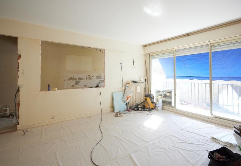 confiez votre projet de r&eacute;novation int&eacute;rieure &agrave; paris en 2025 &agrave; des experts qualifi&eacute;s. modernisez votre espace avec des solutions sur-mesure et des mat&eacute;riaux de qualit&eacute; pour un int&eacute;rieur &eacute;l&eacute;gant et fonctionnel.