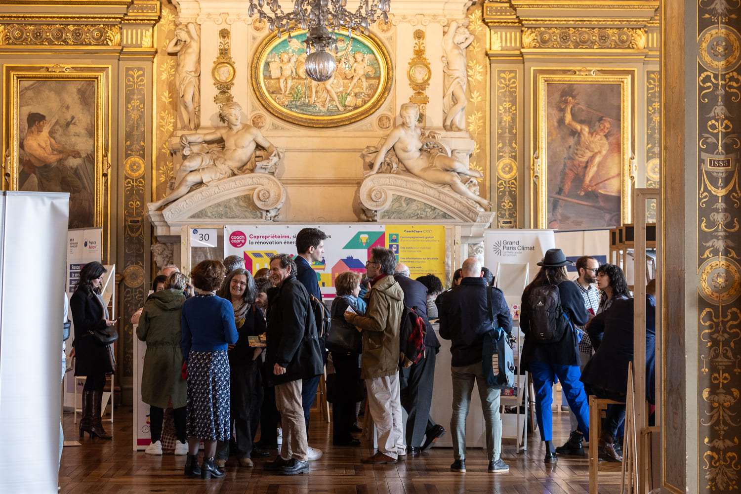 confiez votre projet de r&eacute;novation int&eacute;rieure &agrave; paris en 2025 &agrave; des experts. solutions sur-mesure, conseils personnalis&eacute;s et mat&eacute;riaux de qualit&eacute; pour transformer votre espace selon vos envies.