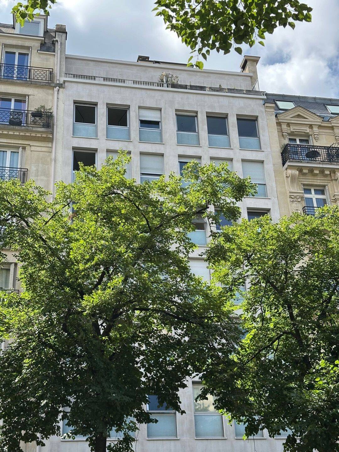 confiez votre r&eacute;novation &agrave; paris 17 ternes &agrave; une &eacute;quipe d&rsquo;experts. d&eacute;couvrez des solutions sur-mesure pour appartements et maisons, du conseil &agrave; la r&eacute;alisation, avec des garanties de qualit&eacute; et de respect des d&eacute;lais.