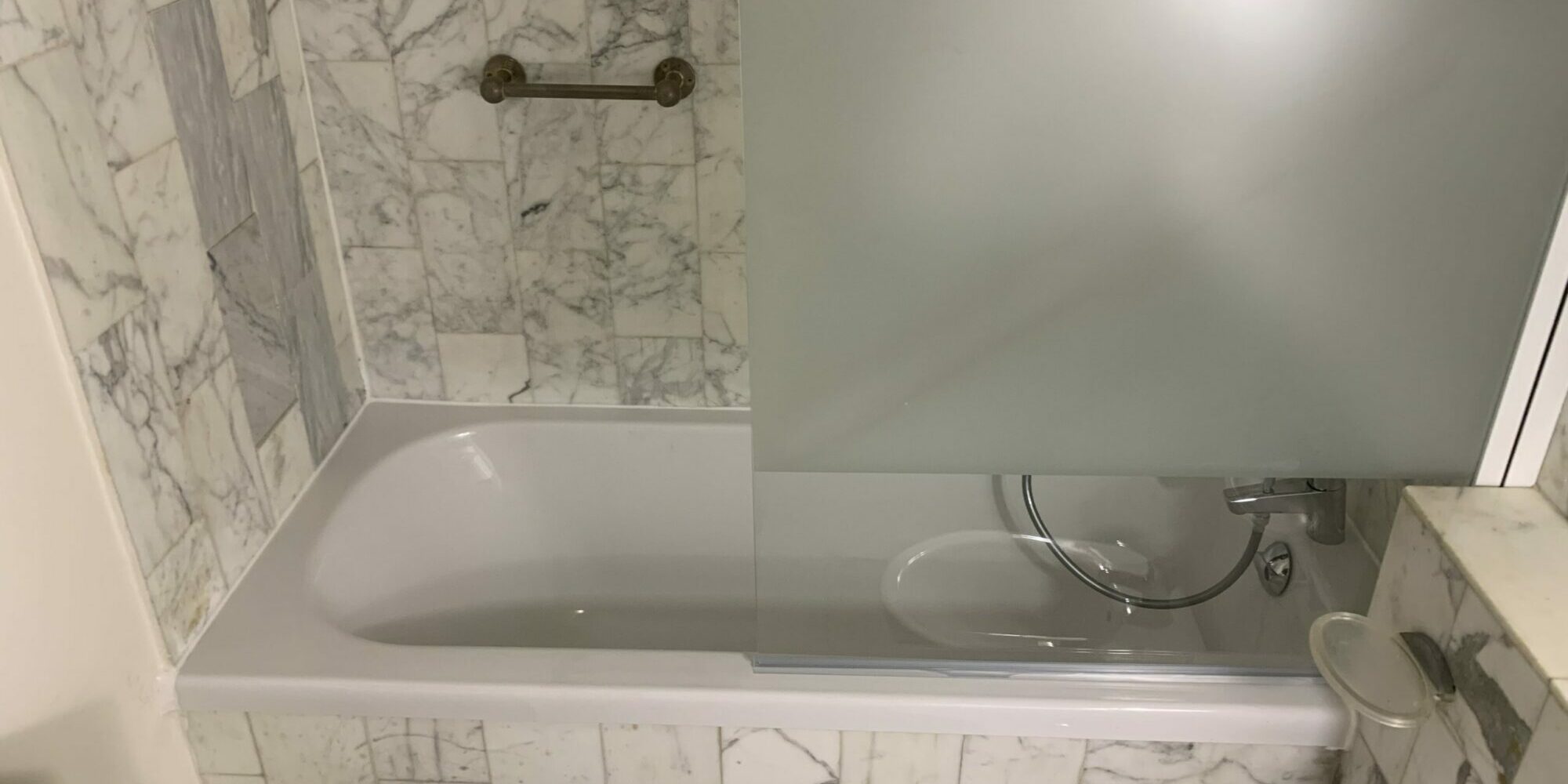 confiez la r&eacute;novation de votre salle de bain &agrave; paris 17 &agrave; des experts. modernisation, am&eacute;nagement sur-mesure et mat&eacute;riaux de qualit&eacute; pour un espace fonctionnel et esth&eacute;tique. devis gratuit !