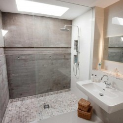 confiez la r&eacute;novation de votre salle de bain &agrave; paris 17 &agrave; des professionnels qualifi&eacute;s. conseils personnalis&eacute;s, mat&eacute;riaux de qualit&eacute; et travaux soign&eacute;s pour un espace moderne et fonctionnel.