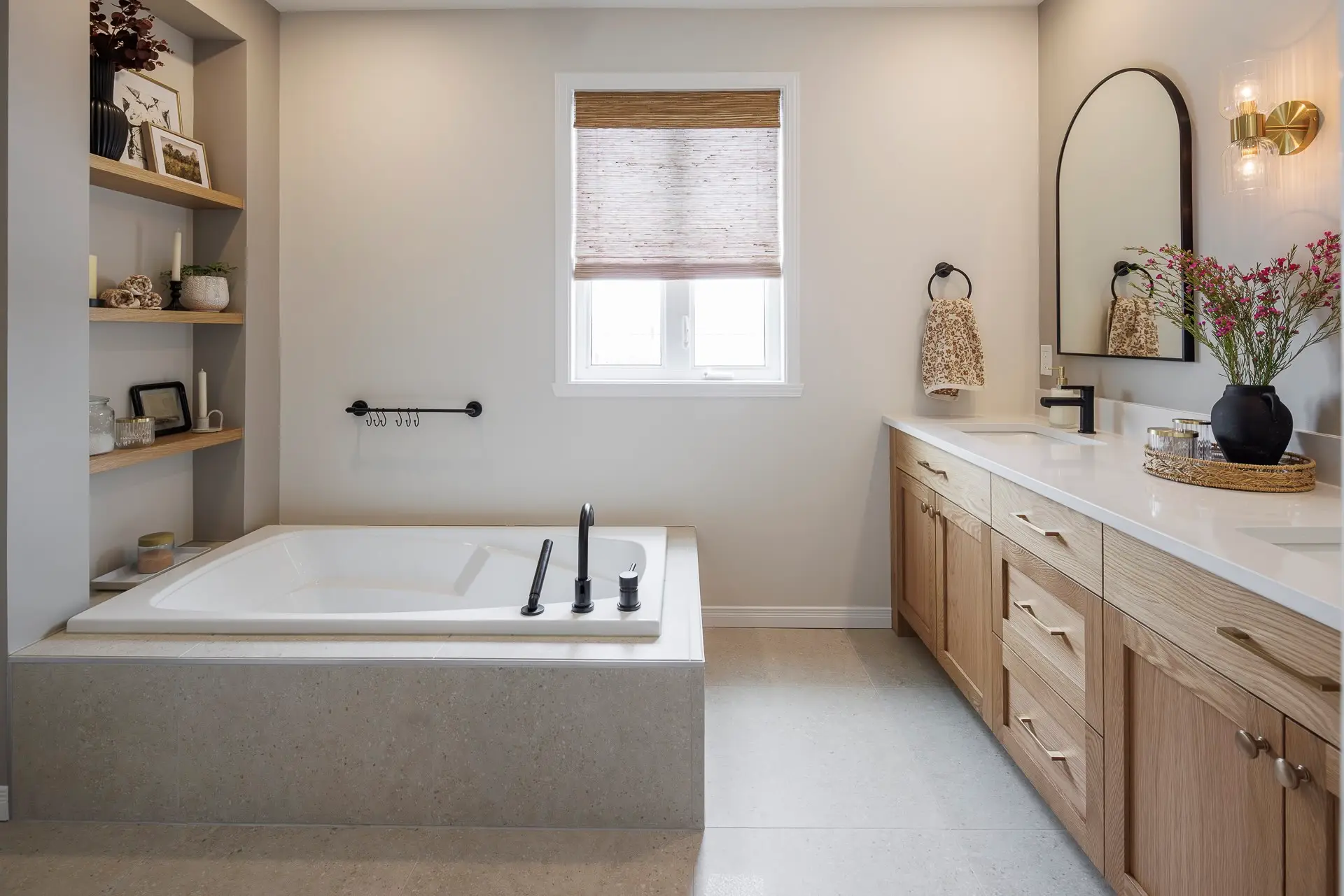 découvrez nos services de rénovation de salle de bain à ternes : modernisez votre espace avec des solutions sur-mesure, un accompagnement professionnel et des matériaux de qualité. demandez un devis gratuit !