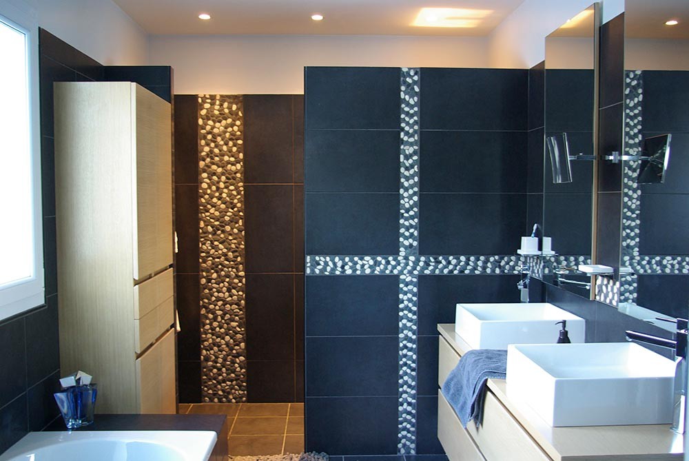 confiez la r&eacute;novation de votre salle de bains dans le 75017 &agrave; des experts. solutions sur-mesure, modernisation, mat&eacute;riaux de qualit&eacute; et accompagnement personnalis&eacute; pour un espace confortable et &eacute;l&eacute;gant.