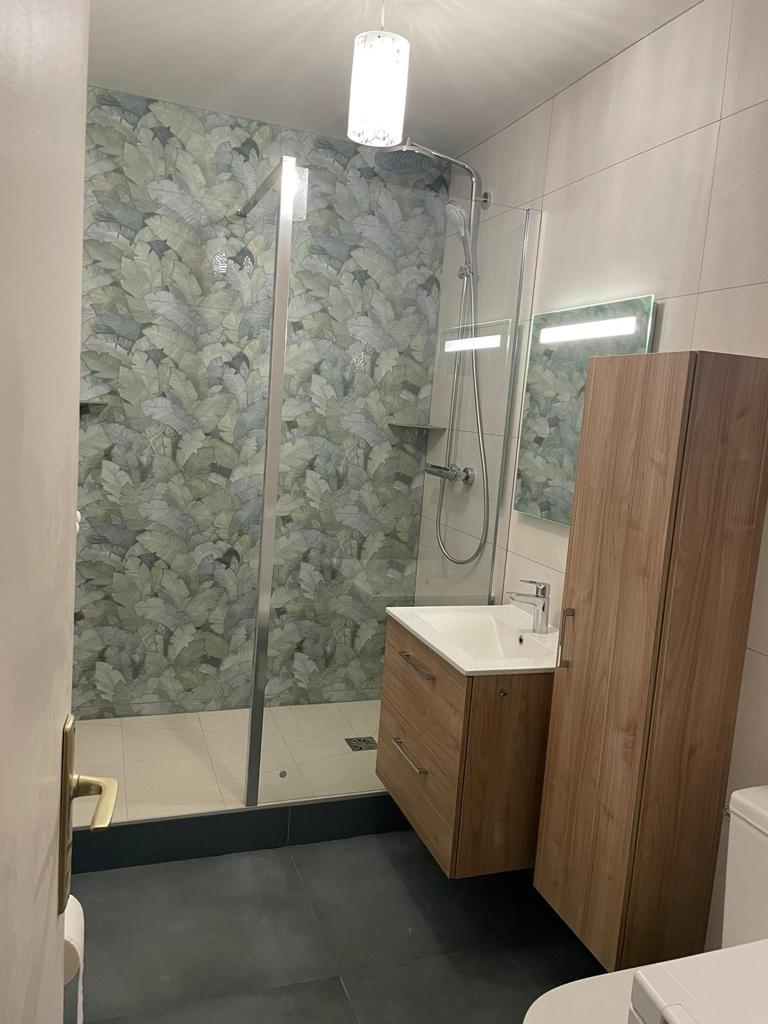 confiez la r&eacute;novation de votre salle de bains dans le 75017 &agrave; des experts. modernisez votre espace avec des solutions sur-mesure, design et fonctionnelles. demandez votre devis gratuit !