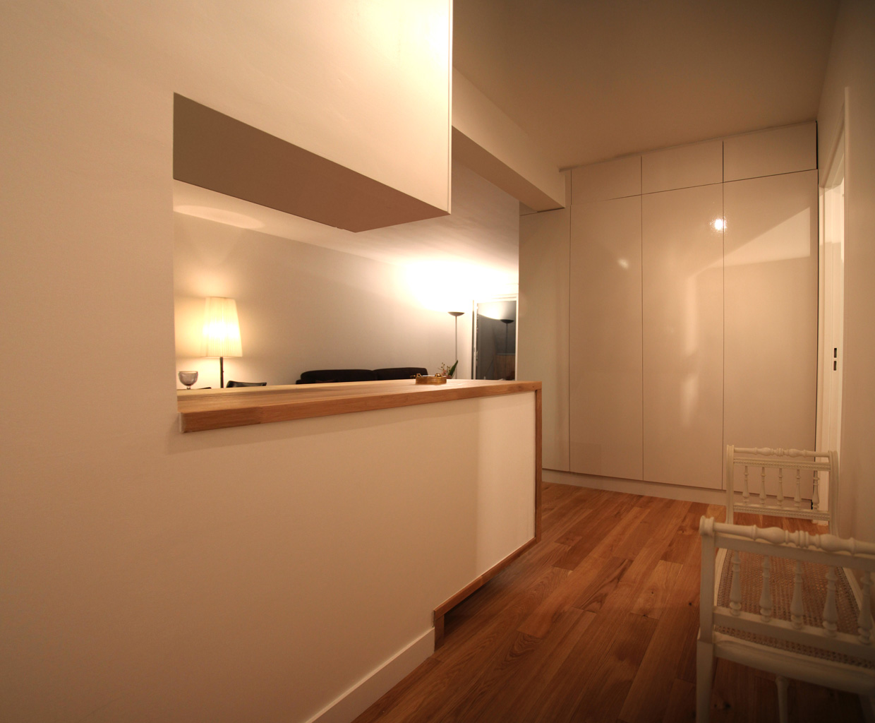 confiez la r&eacute;novation de votre salon et chambre &agrave; paris 17 &agrave; des experts. modernisation, am&eacute;nagement sur-mesure et finitions de qualit&eacute; pour cr&eacute;er un int&eacute;rieur &eacute;l&eacute;gant et confortable.