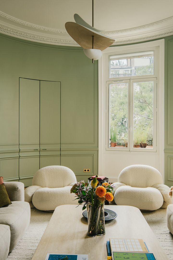 offrez une seconde vie &agrave; votre studio haussmannien &agrave; paris 17 gr&acirc;ce &agrave; une r&eacute;novation sur-mesure alliant &eacute;l&eacute;gance et modernit&eacute;. expertise, conseils et accompagnement professionnel pour sublimer votre espace.