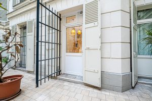 confiez la r&eacute;novation de votre studio &agrave; paris 17 &agrave; des experts ! services sur-mesure, conseils personnalis&eacute;s et r&eacute;sultats de qualit&eacute; pour transformer votre espace en un lieu moderne et fonctionnel.