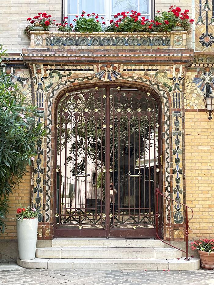 confiez votre projet de rénovation dans le quartier ternes, paris 17, à des experts fiables. travaux de qualité pour appartements, maisons ou locaux professionnels. devis gratuit et conseils personnalisés.