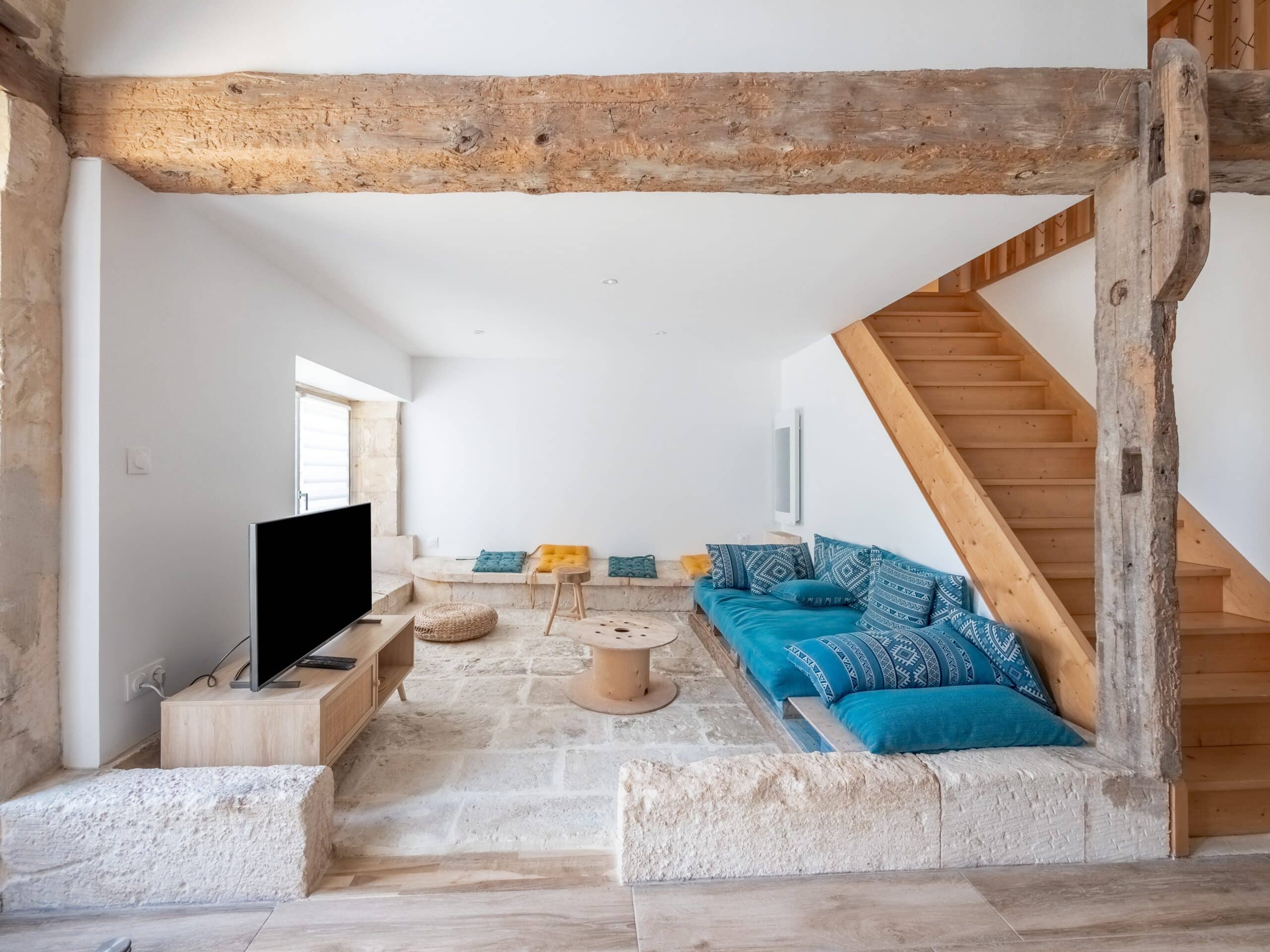 découvrez nos conseils et services pour la rénovation de votre maison ou appartement : idées, astuces, guides pratiques et accompagnement sur mesure pour réussir vos projets de rénovation en toute sérénité.