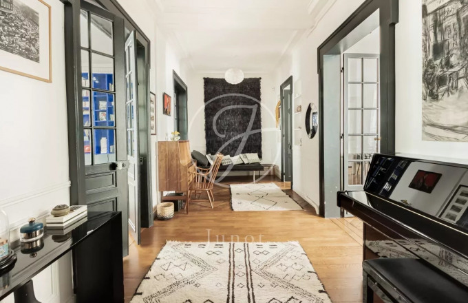 d&eacute;couvrez nos conseils et services pour r&eacute;nover votre appartement &agrave; paris 75017. optimisez votre espace, modernisez votre int&eacute;rieur et augmentez la valeur de votre bien gr&acirc;ce &agrave; une r&eacute;novation professionnelle et personnalis&eacute;e.