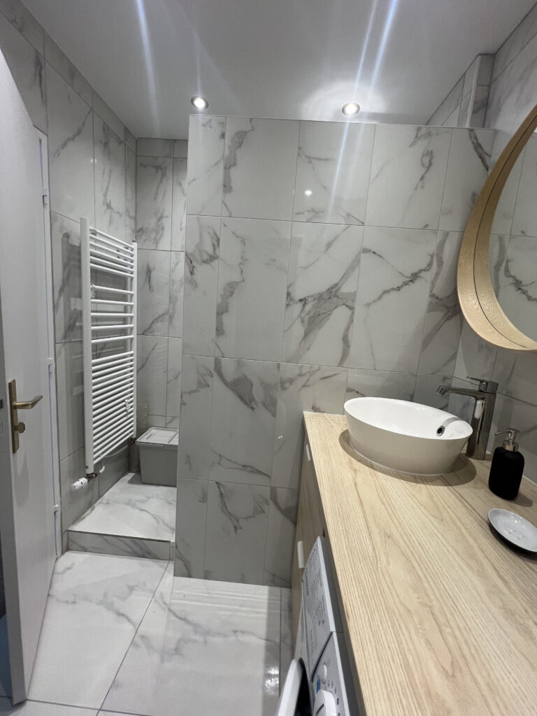 d&eacute;couvrez les tarifs 2025 pour la r&eacute;novation de salle de bain &agrave; ternes : estimation des prix, conseils pour votre projet et devis personnalis&eacute;s pour transformer votre espace selon vos envies.