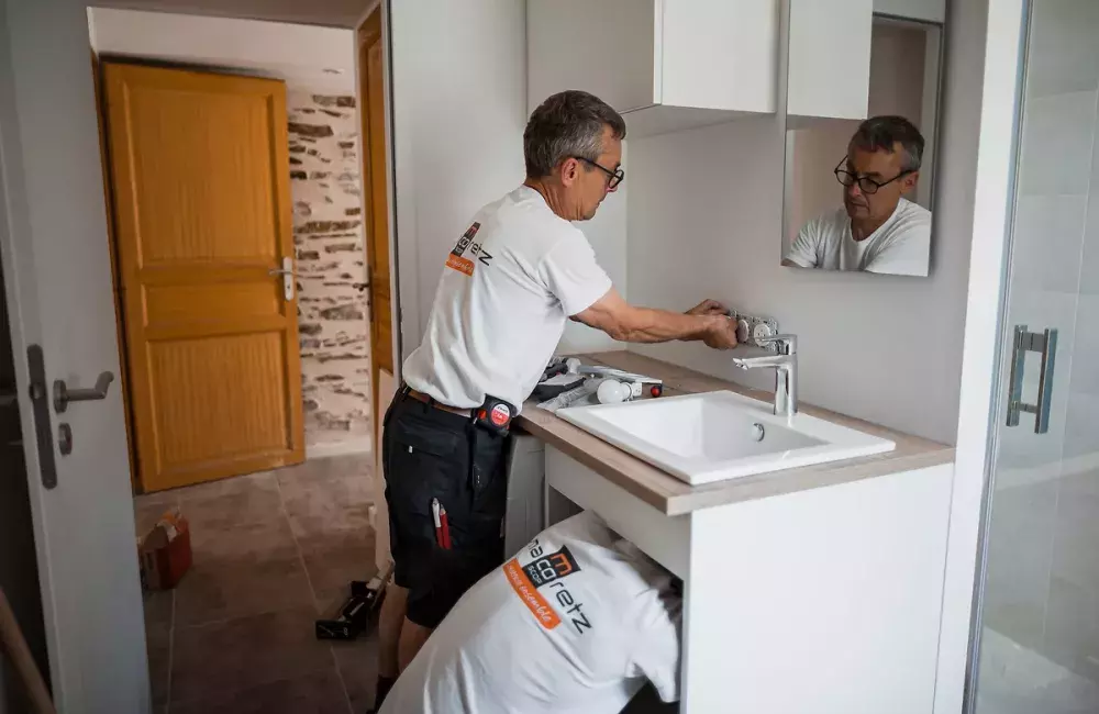 d&eacute;couvrez nos solutions de travaux int&eacute;rieur pour r&eacute;nover, am&eacute;nager et embellir votre maison selon vos envies. conseils, astuces et expertise pour des espaces fonctionnels et modernes.