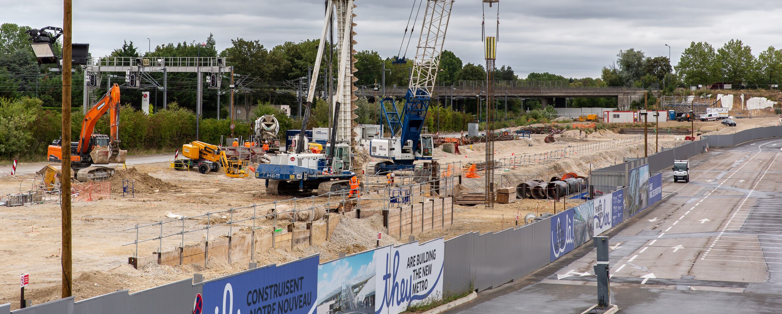 d&eacute;couvrez nos services de travaux &agrave; paris 75017 : r&eacute;novation, am&eacute;nagement, peinture, plomberie et &eacute;lectricit&eacute;. interventions rapides et devis gratuit pour tous vos besoins dans le 17&egrave;me arrondissement.