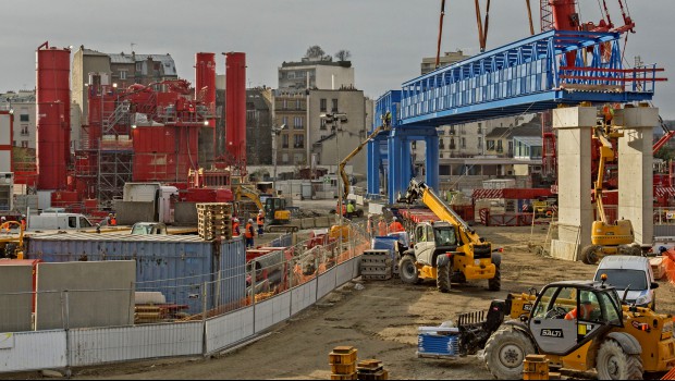 découvrez tous les types de travaux à paris : rénovation, construction, aménagement intérieur et extérieur. conseils, professionnels qualifiés et astuces pour réussir vos projets dans la capitale.