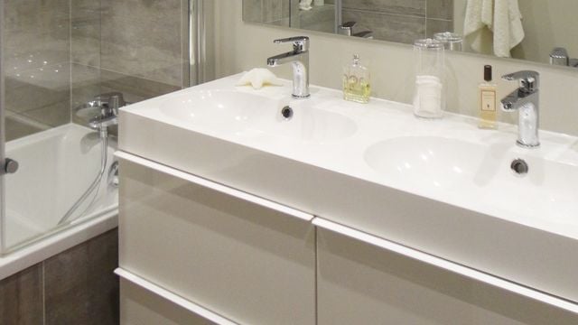 confiez vos travaux de salle de bain &agrave; paris 17 &agrave; des professionnels qualifi&eacute;s. r&eacute;novation, am&eacute;nagement, installation sur mesure : obtenez un devis gratuit et profitez d