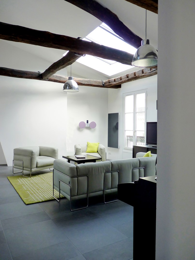 transformez vos combles &agrave; paris 17 en espace de vie confortable et fonctionnel. profitez de nos solutions sur-mesure pour optimiser chaque m&egrave;tre carr&eacute; et valoriser votre bien immobilier. demandez votre devis gratuit !