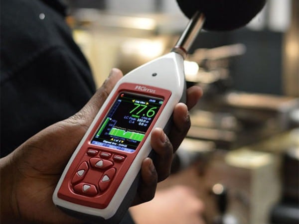 d&eacute;couvrez les meilleures solutions anti-bruit pour votre studio &agrave; paris 17 : isolation phonique, conseils d&rsquo;experts et pose professionnelle pour un environnement calme et sans nuisances sonores.