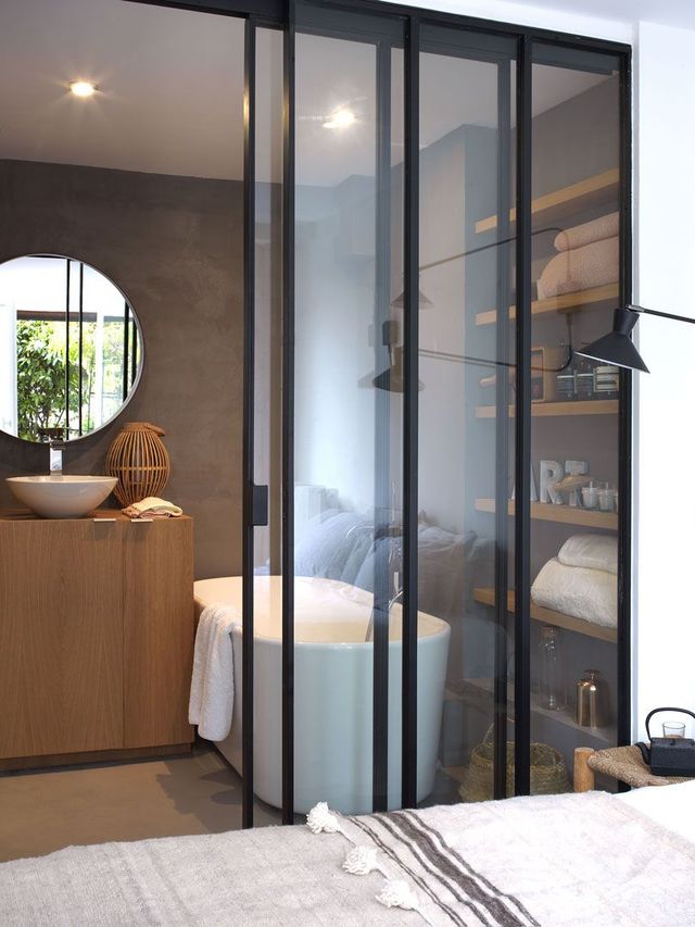 découvrez un appartement chaleureux dans le 17e arrondissement de paris, alliant confort moderne et charme parisien. idéal pour un séjour agréable, proche des commerces et des transports.