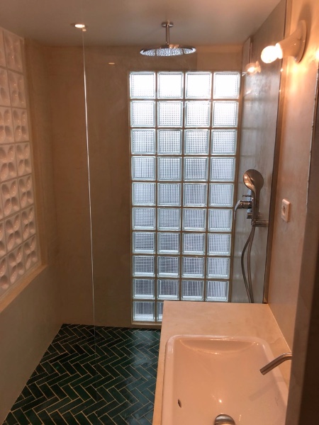 d&eacute;couvrez un architecte sp&eacute;cialis&eacute; en salle de bain dans le 17e arrondissement de paris. conception sur-mesure, r&eacute;novation, optimisation de l&rsquo;espace et conseils personnalis&eacute;s pour cr&eacute;er la salle de bain de vos r&ecirc;ves.